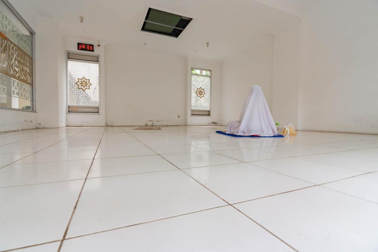 Redliving Apartemen Emerald Tower - Bion Apartel Tower South Bandung Dış mekan fotoğraf